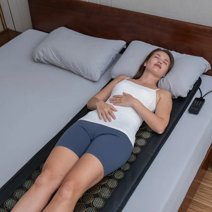 Inframadrass med jade och turmalinstenar