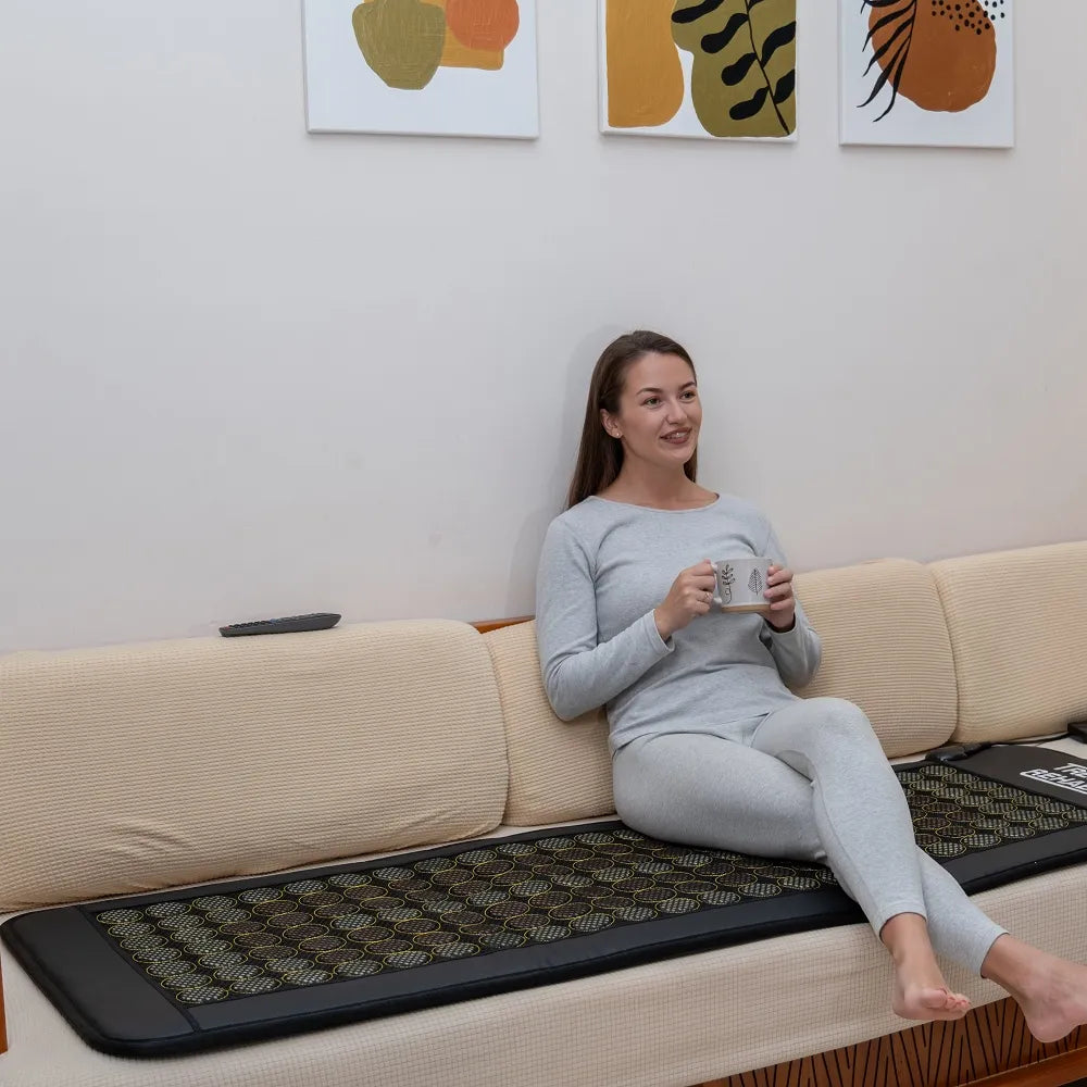 Inframadrass med jade och turmalinstenar